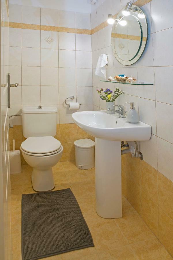 Remezzo Apartments Akrogiali Eksteriør bilde
